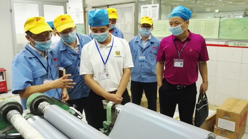 風(fēng)華高科黨委書(shū)記、董事長(zhǎng)王廣軍深入利華、正華（高要正華）公司調(diào)研