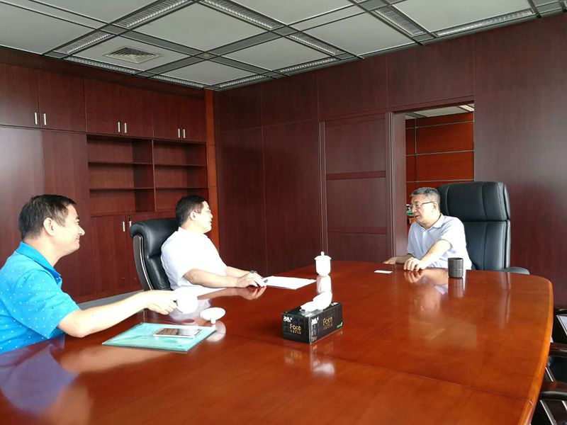 廣晟公司許光董事長拜訪中國證監(jiān)會廣東監(jiān)管局黨委書記、局長陳小澎