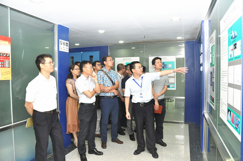 國星光電來訪風(fēng)華參觀交流