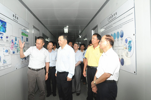 廣東省委常委、宣傳部長慎海雄來風(fēng)華調(diào)研