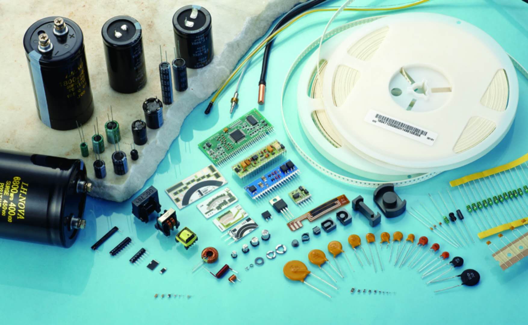 風(fēng)華高科：對標(biāo)戰(zhàn)略成效顯著，上半年業(yè)績創(chuàng)歷史新高